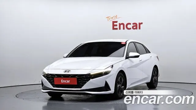 Hyundai AVANTE 2023 — photo 1