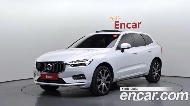 Volvo XC60 2018 — photo 1