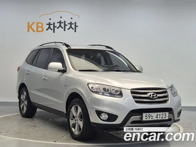 Hyundai Santafe 2012 — photo 1