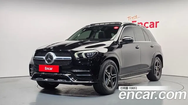 Mercedes-Benz GLE-Class 2020 — photo 1