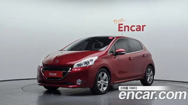 Peugeot 208 2016 — photo 1