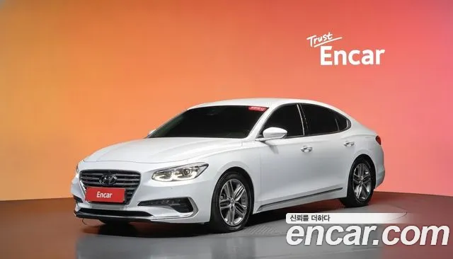 Hyundai Grandeur 2018 — photo 1