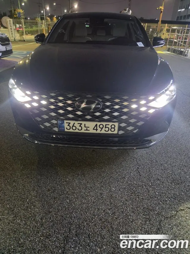 Hyundai Grandeur 2023 — photo 1