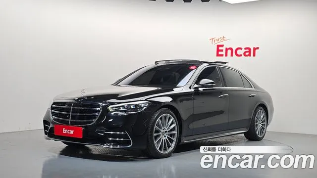 Mercedes-Benz S-Class 2022 — photo 1