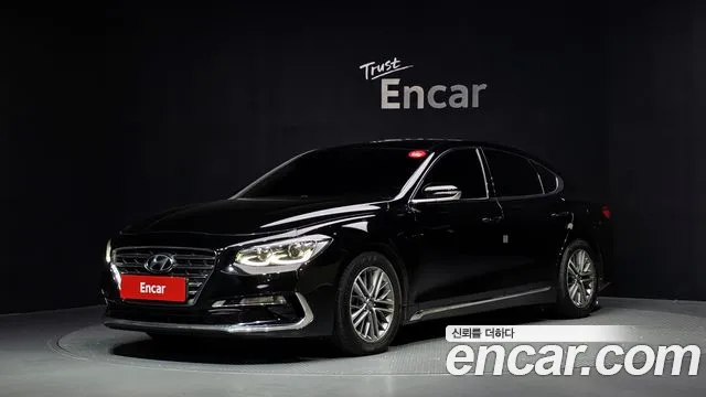 Hyundai Grandeur 2018 — photo 1