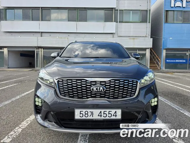 Kia Sorento 2018 — photo 1