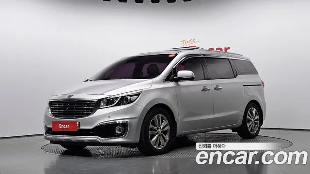 Kia Canival 2018 — photo 1