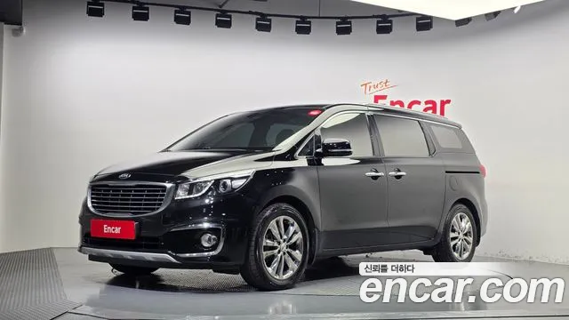 Kia Canival 2016 — photo 1