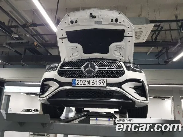 Mercedes-Benz GLE-Class 2026 — photo 1