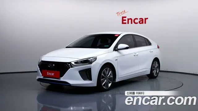 Hyundai Ioniq 2016 — photo 1