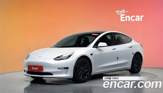 Tesla Model 3 2021 — photo 1