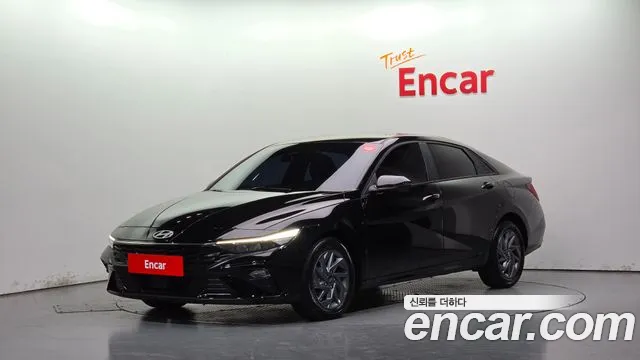 Hyundai AVANTE 2024 — photo 1