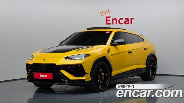 Lamborghini Urus 2024 — photo 1