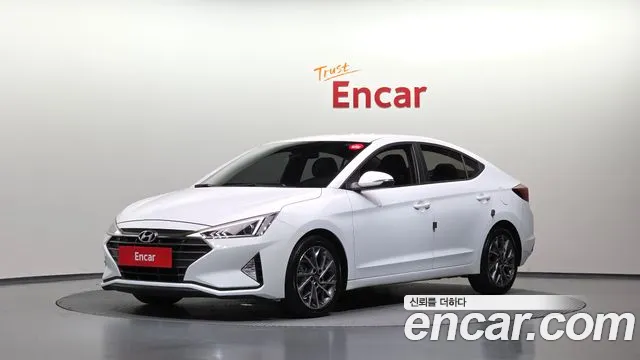 Hyundai AVANTE 2019 — photo 1