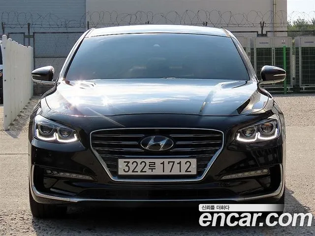 Hyundai Grandeur 2019 — photo 1