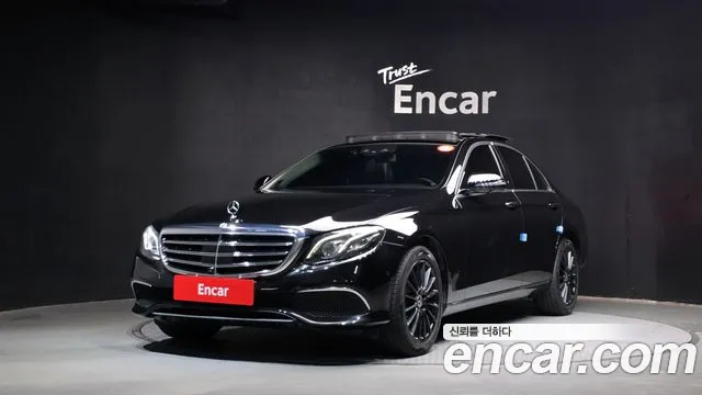Mercedes-Benz E-Class 2017 — photo 1