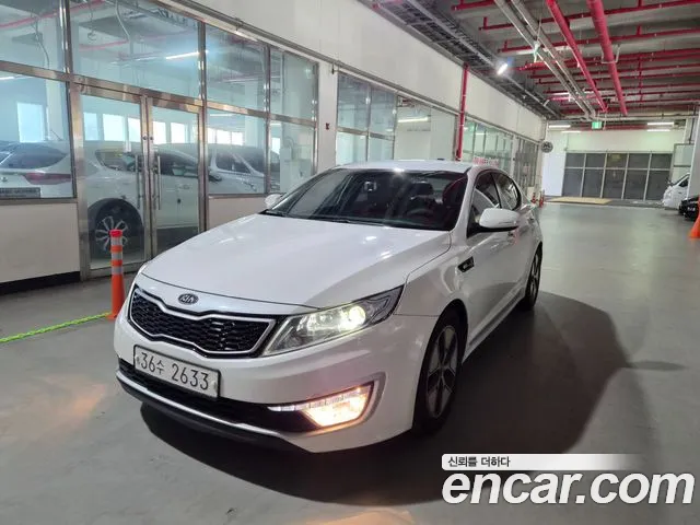 Kia K5 2012 — photo 1