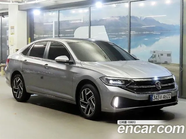Volkswagen Jetta 2024 — photo 1