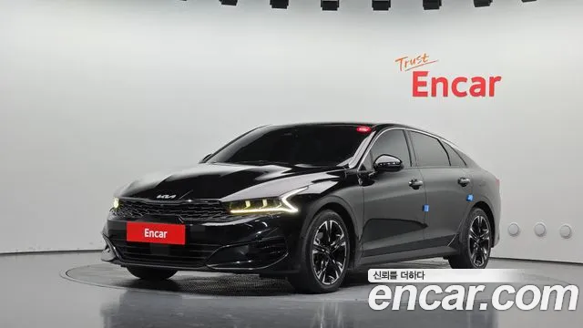 Kia K5 2023 — photo 1
