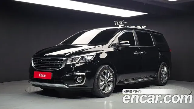 Kia Canival 2016 — photo 1