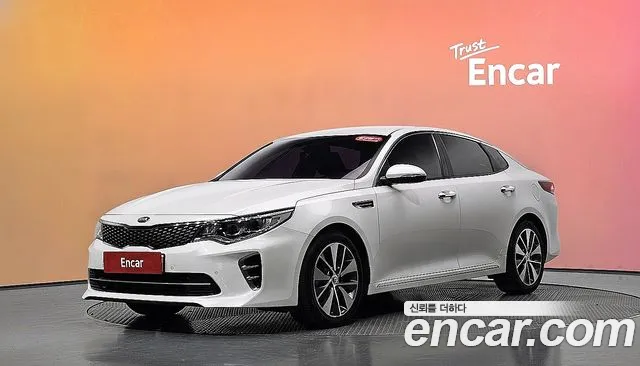 Kia K5 2017 — photo 1