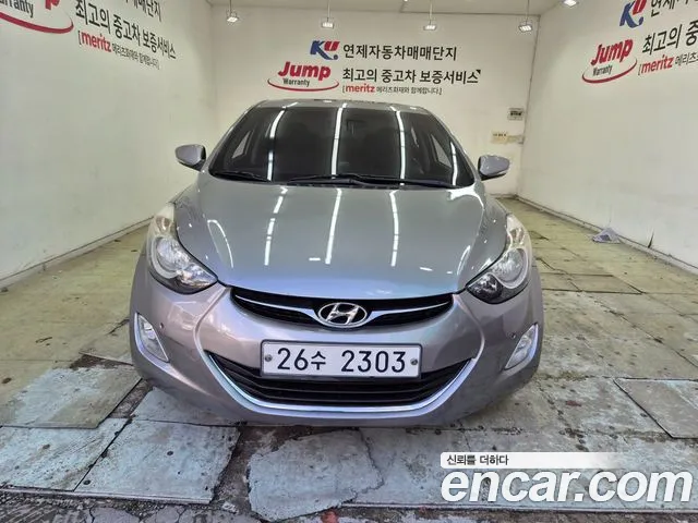 Hyundai AVANTE 2013 — photo 1