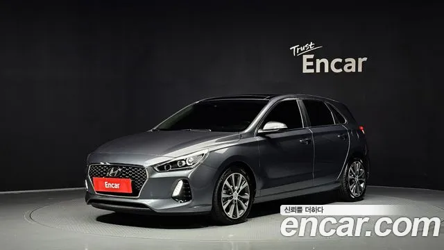 Hyundai i30 2018 — photo 1