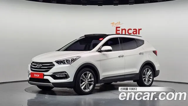 Hyundai Santafe 2016 — photo 1