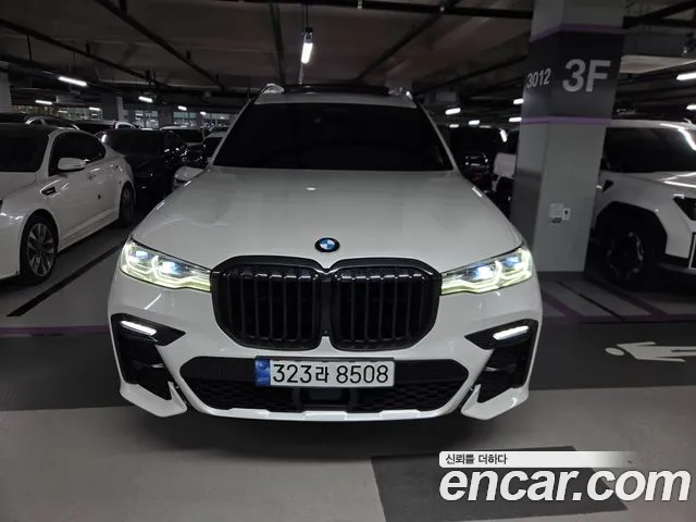 BMW X7 2022 — photo 1