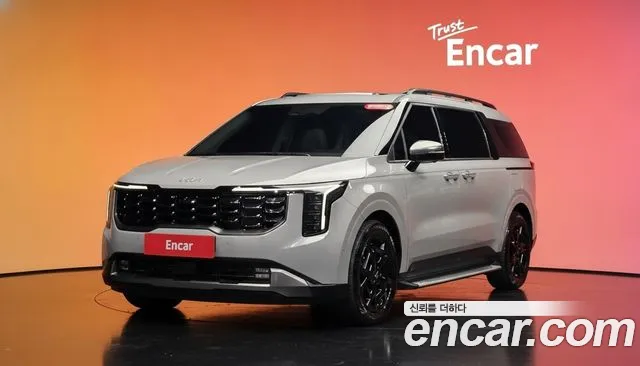 Kia Canival 2025 — photo 1