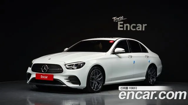 Mercedes-Benz E-Class 2021 — photo 1