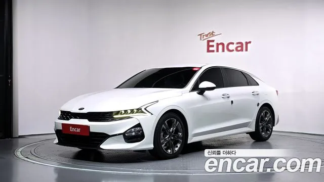 Kia K5 2020 — photo 1