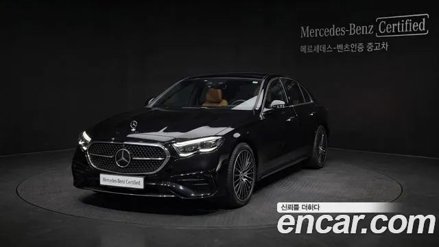 Mercedes-Benz E-Class 2026 — photo 1