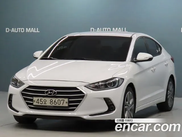 Hyundai AVANTE 2018 — photo 1
