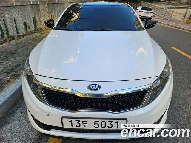 Kia K5 2012 — photo 1