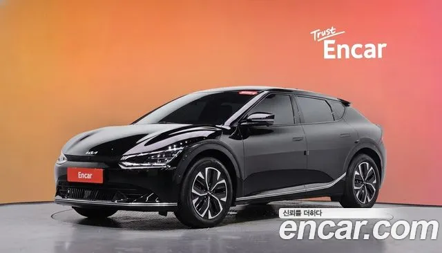 Kia EV6 2023 — photo 1