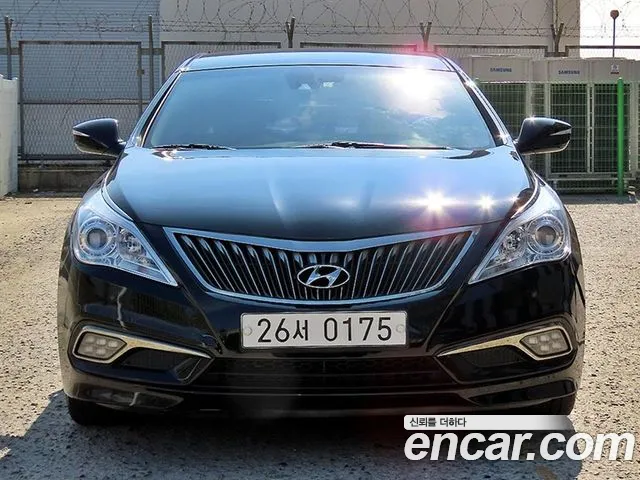 Hyundai Grandeur 2017 — photo 1