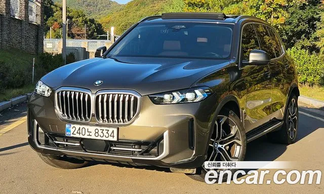 BMW X5 2025 — photo 1
