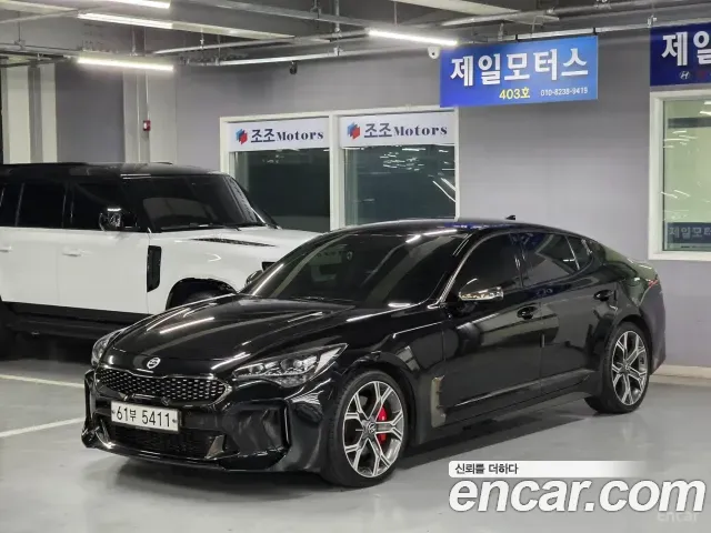 Kia Stinger 2018 — photo 1