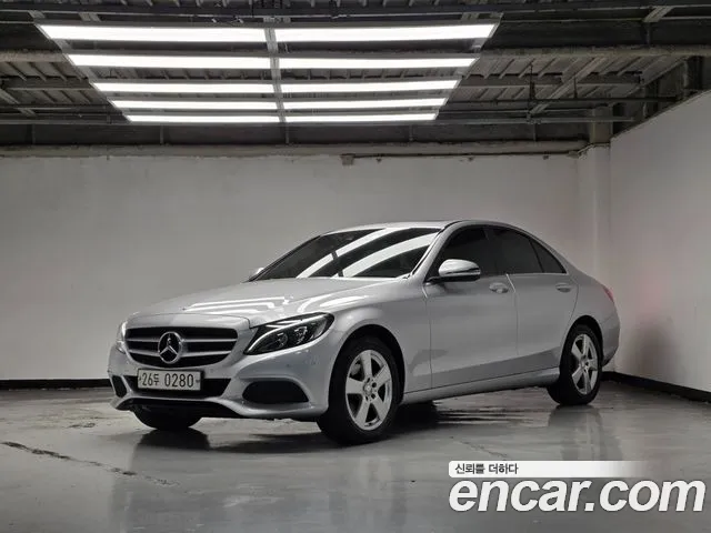 Mercedes-Benz C-Class 2017 — photo 1