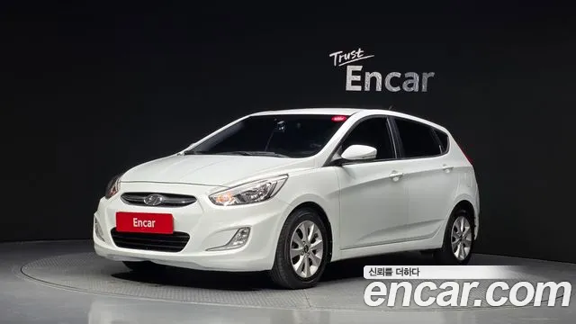 Hyundai Accent 2016 — photo 1