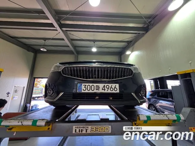 Kia K7 2018 — photo 1