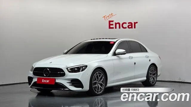 Mercedes-Benz E-Class 2023 — photo 1
