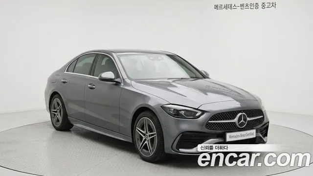 Mercedes-Benz C-Class 2026 — photo 1