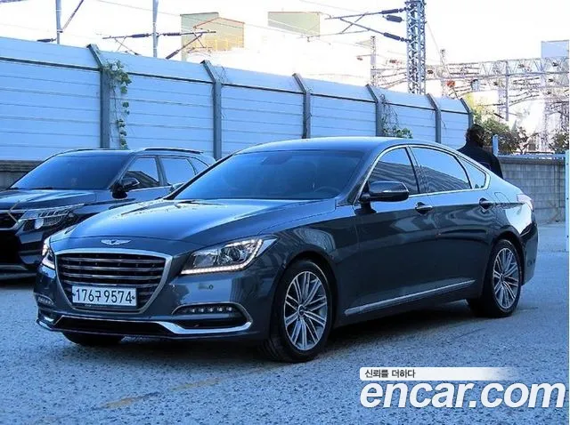 Genesis G80 2017 — photo 1