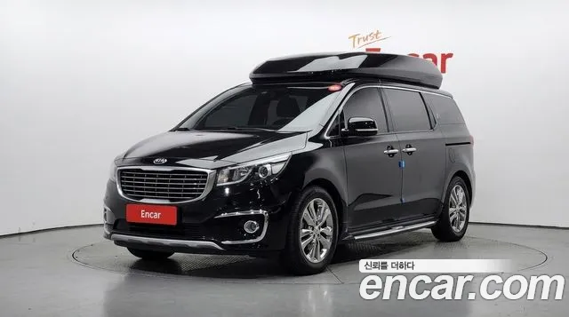 Kia Canival 2017 — photo 1