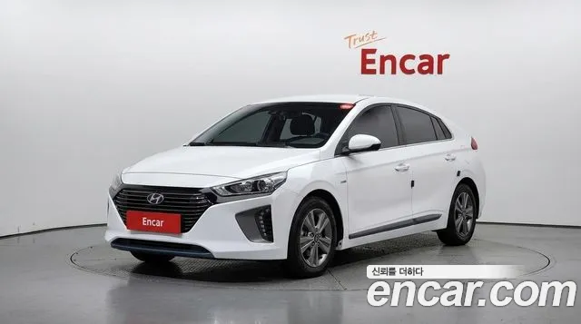 Hyundai Ioniq 2016 — photo 1