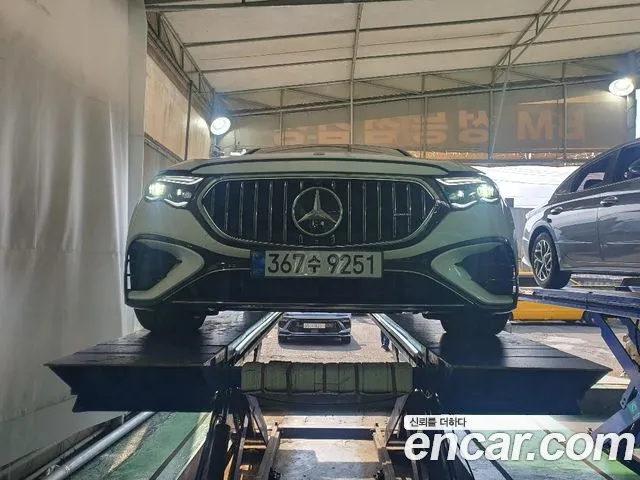 Mercedes-Benz E-Class 2026 — photo 1