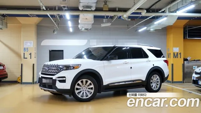 Ford Explorer 2021 — photo 1