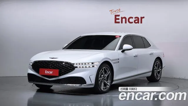 Genesis G90 2023 — photo 1